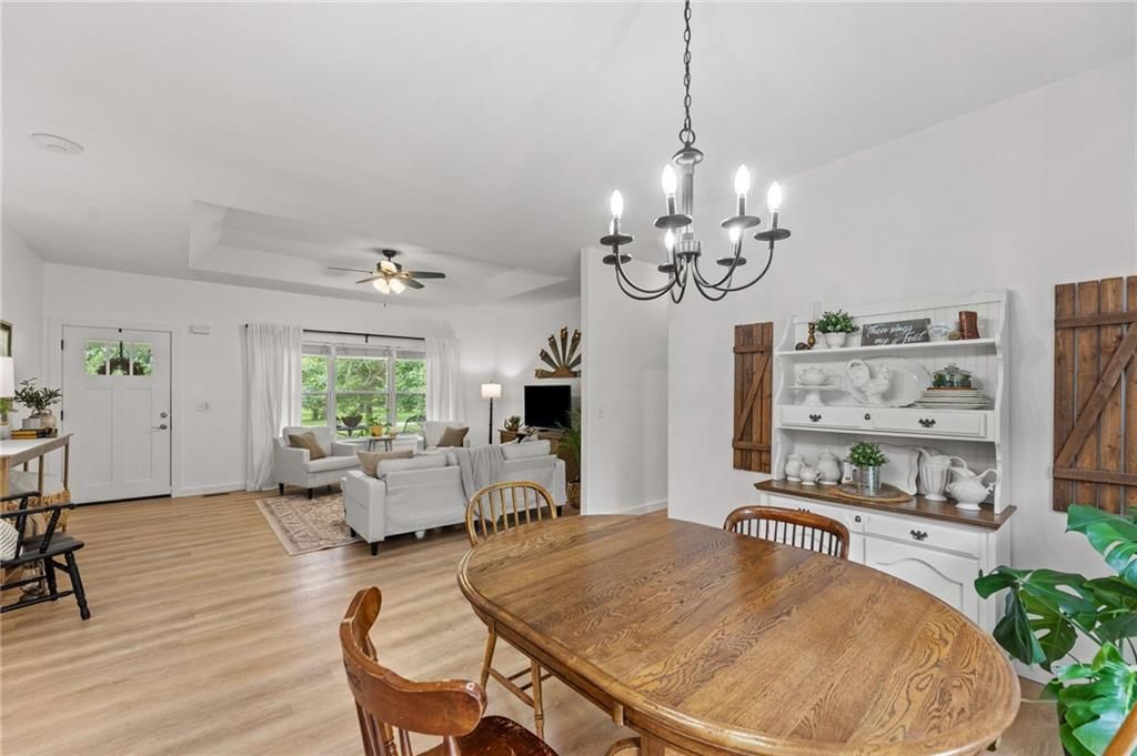 310 W Elm Street — photo 16