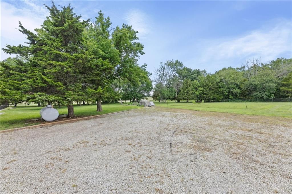 310 W Elm Street — photo 47