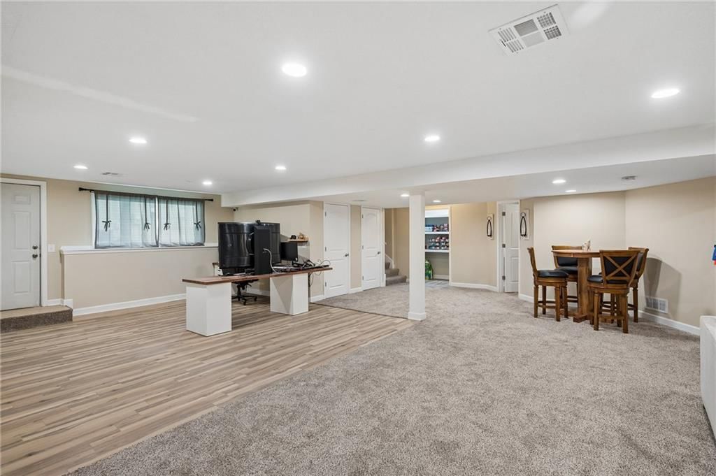 4505 NE 63rd Terrace — photo 32