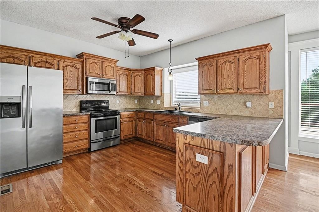 891 S Clearwater Creek Drive — photo 4