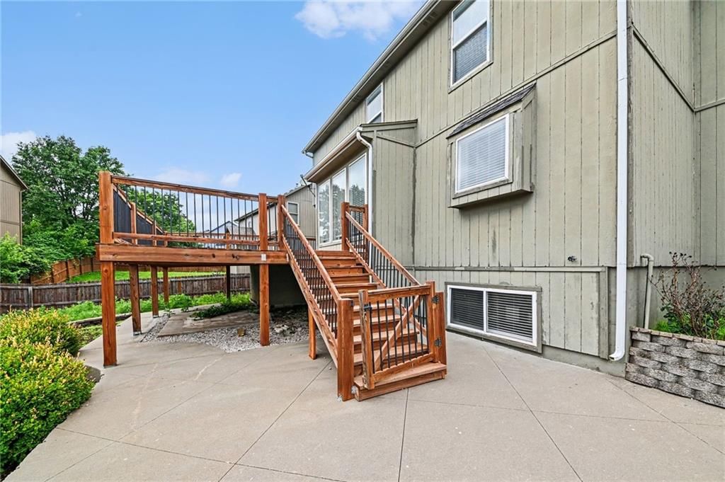 891 S Clearwater Creek Drive — photo 18