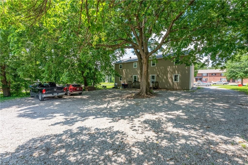 218 W South Street — photo 13