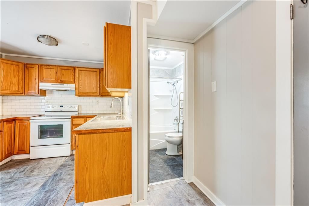218 W South Street — photo 23