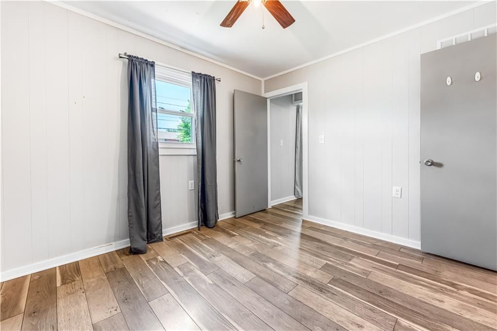 218 W South Street — photo 34
