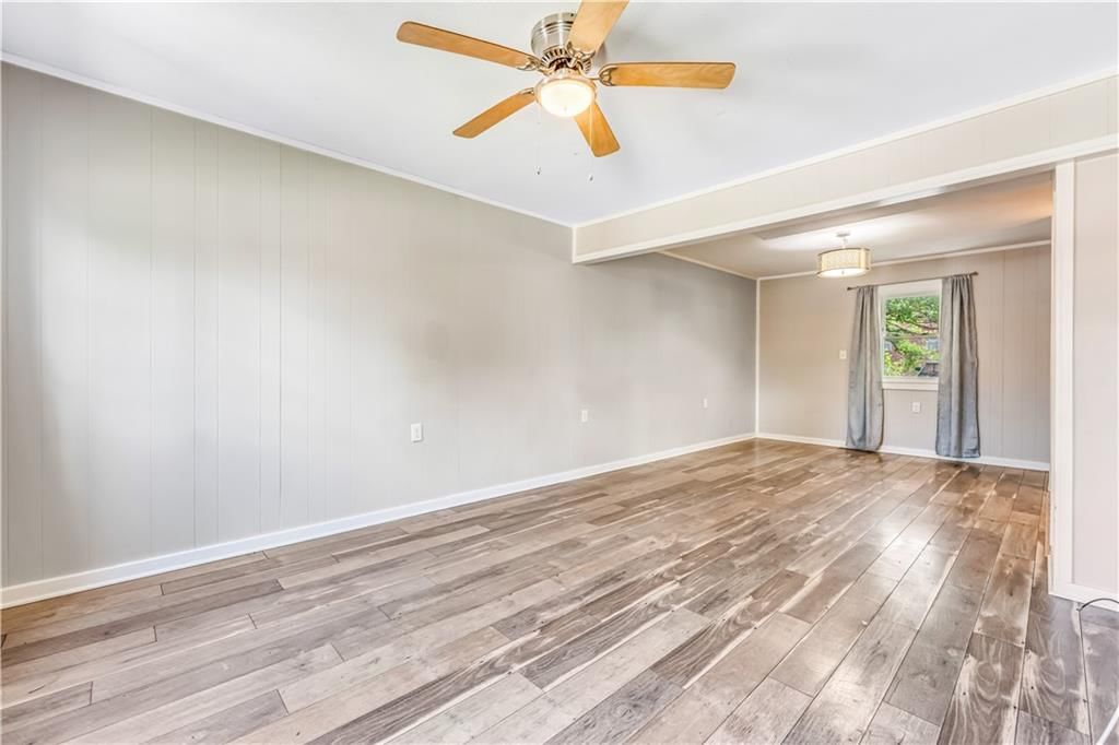 218 W South Street — photo 39