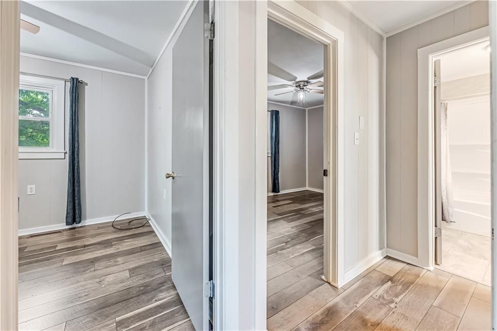 218 W South Street — photo 43