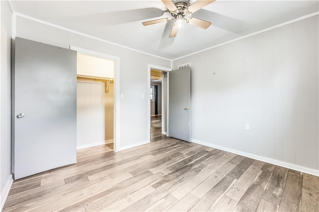 218 W South Street — photo 49