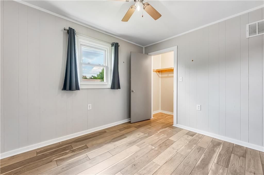 218 W South Street — photo 57