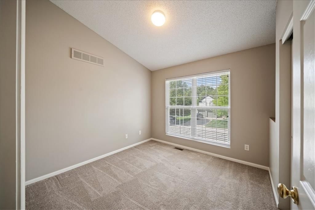 1835 W Concord Drive — photo 12
