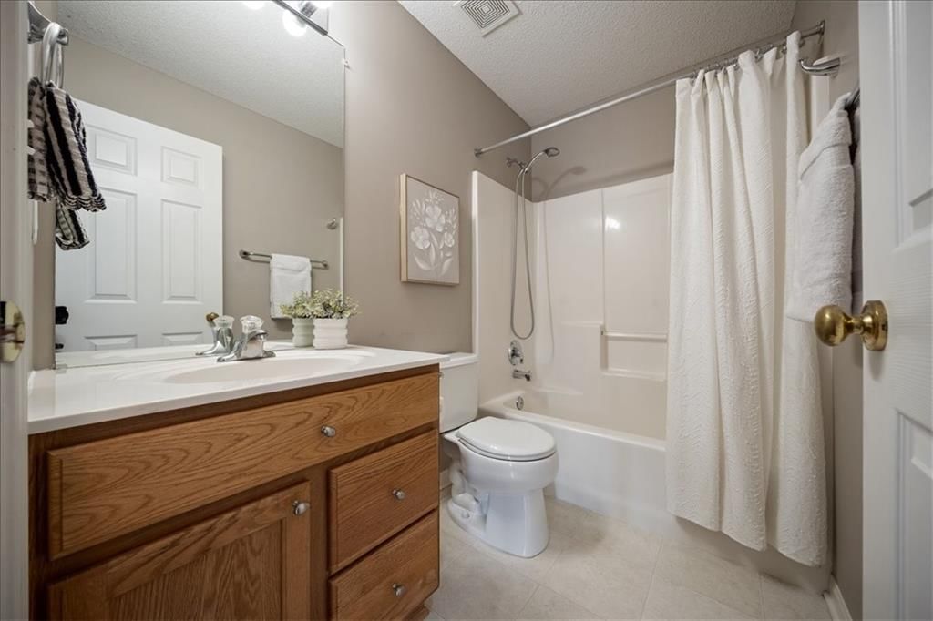 1835 W Concord Drive — photo 15