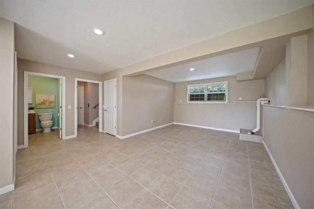 1835 W Concord Drive — photo 19