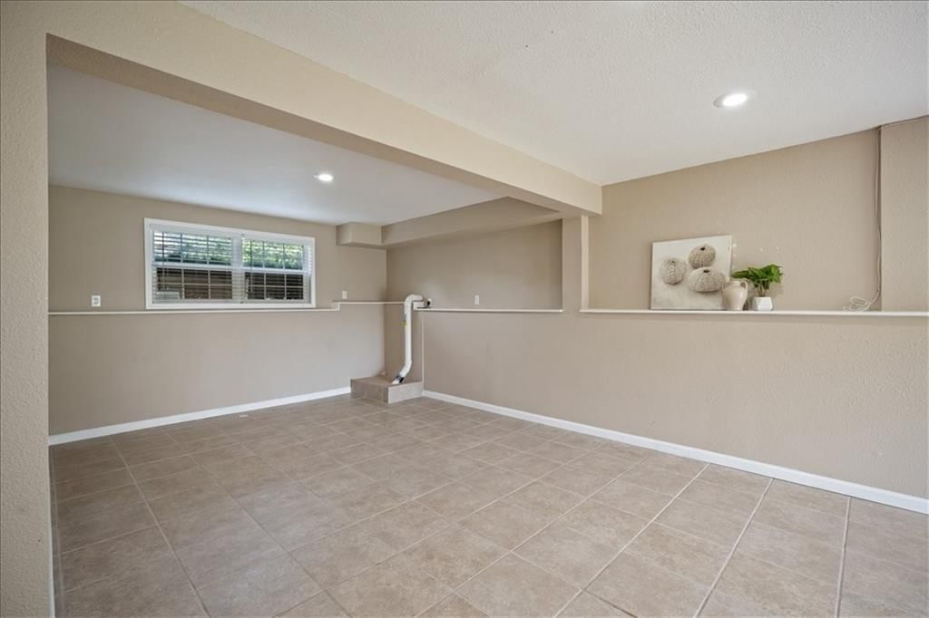 1835 W Concord Drive — photo 20
