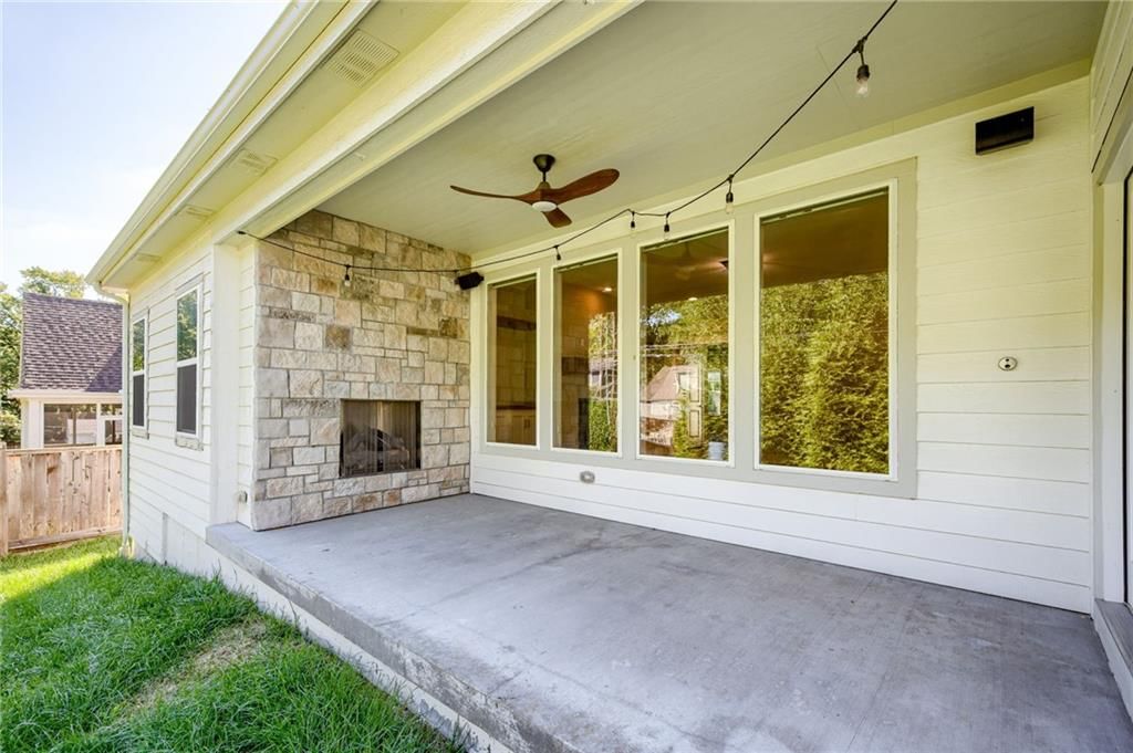 Photo 18 of 49 - 4620 W 70th Street