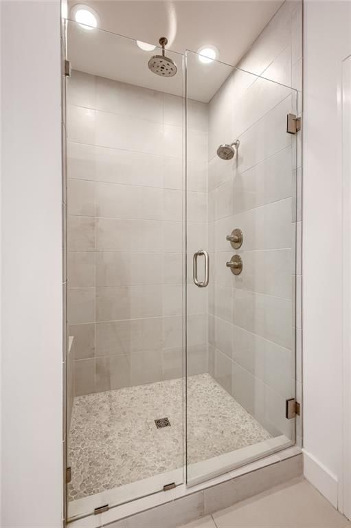 Photo 25 of 49 - 4620 W 70th Street