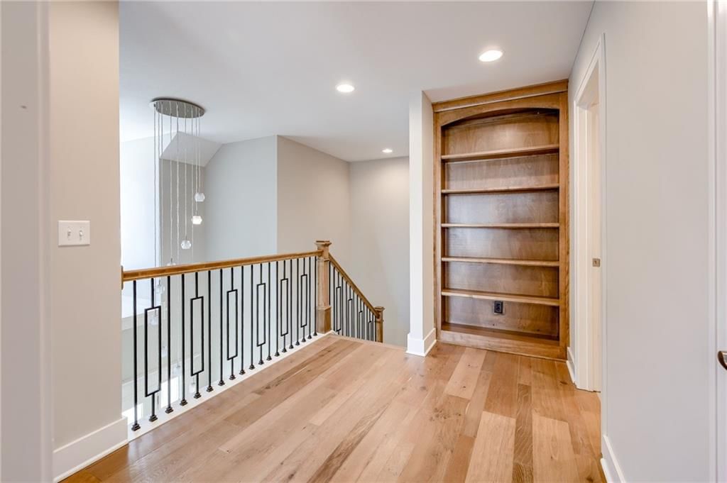 Photo 30 of 49 - 4620 W 70th Street