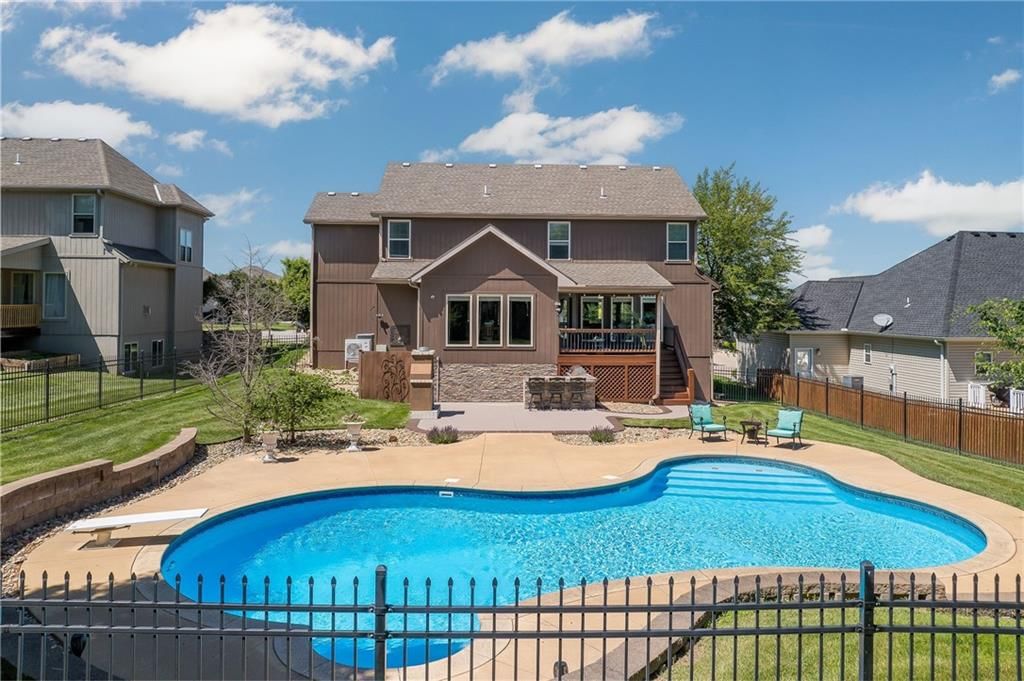 4614 Corinth Drive — photo 4