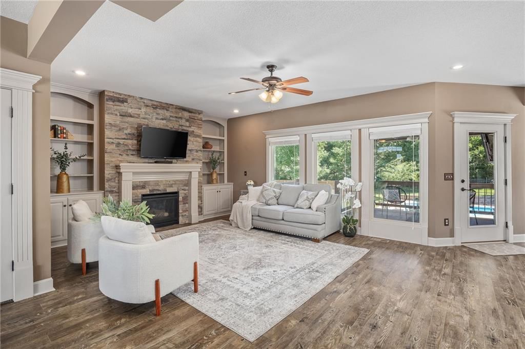 4614 Corinth Drive — photo 16