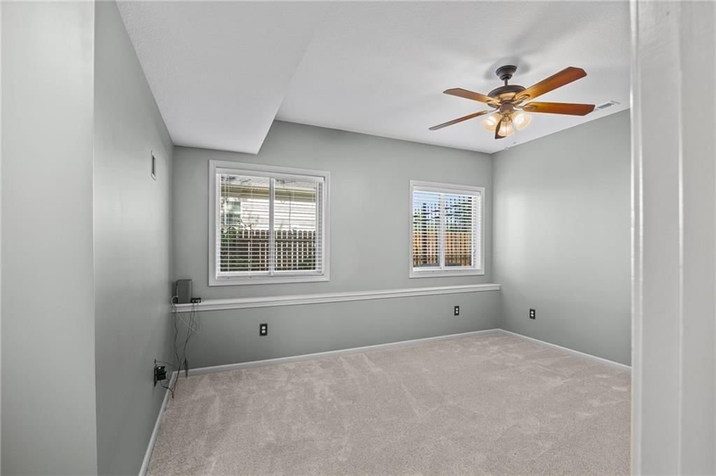 4614 Corinth Drive — photo 40