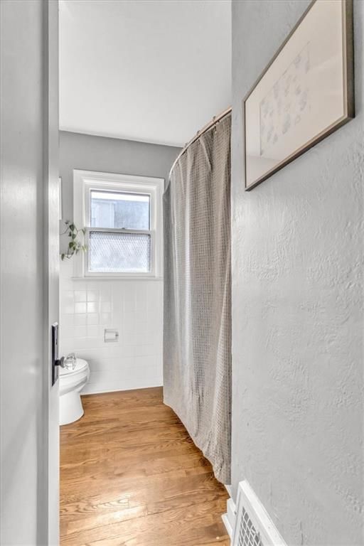 7547 Grand Avenue — photo 12
