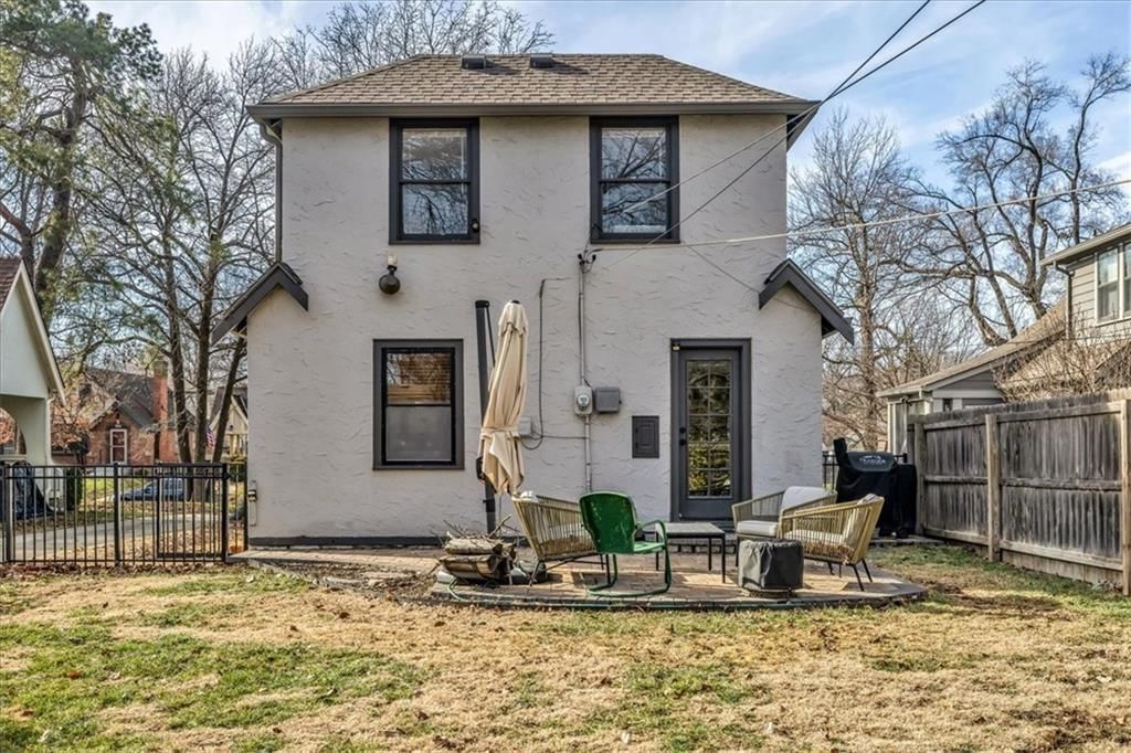 7547 Grand Avenue — photo 36
