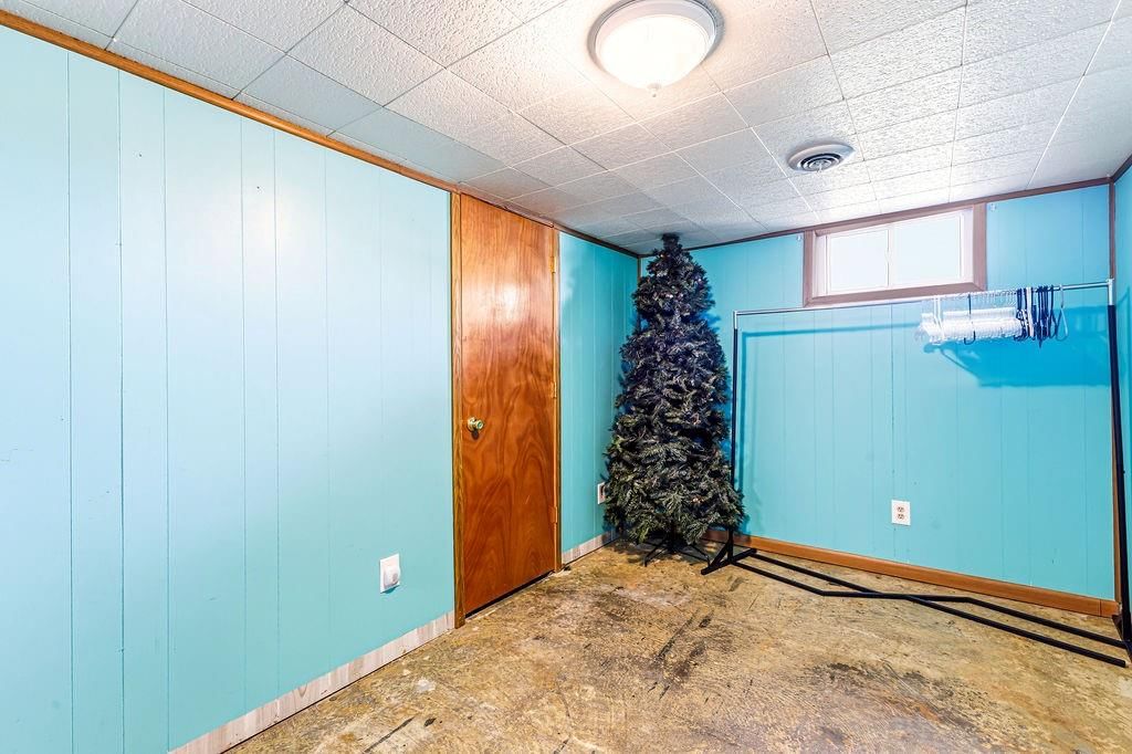 3911 Bucher Drive — photo 33