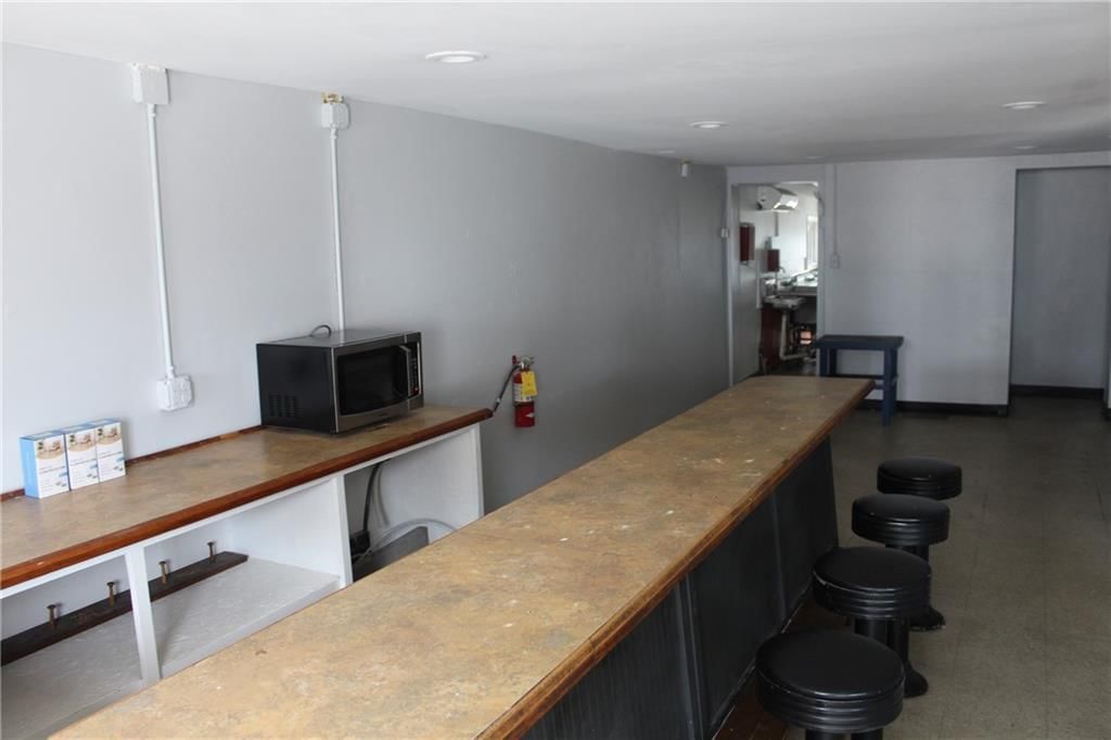 209 W Main Street — photo 7