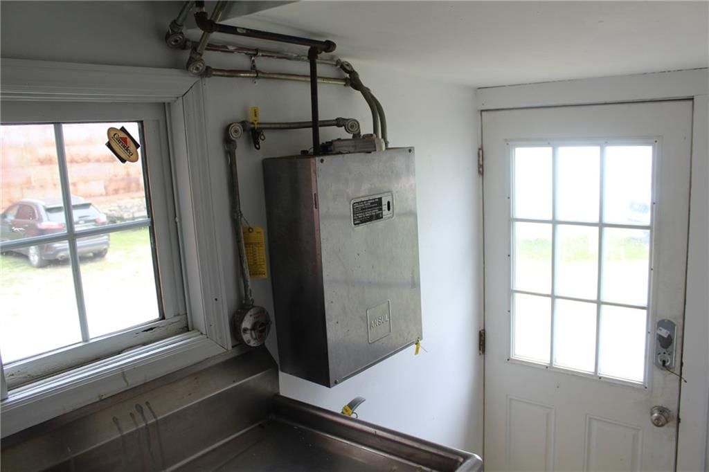 209 W Main Street — photo 12