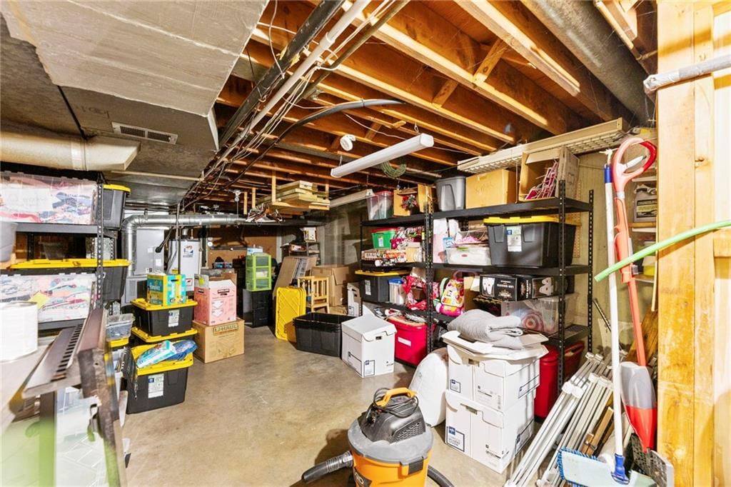 11601 WORNALL Road — photo 41