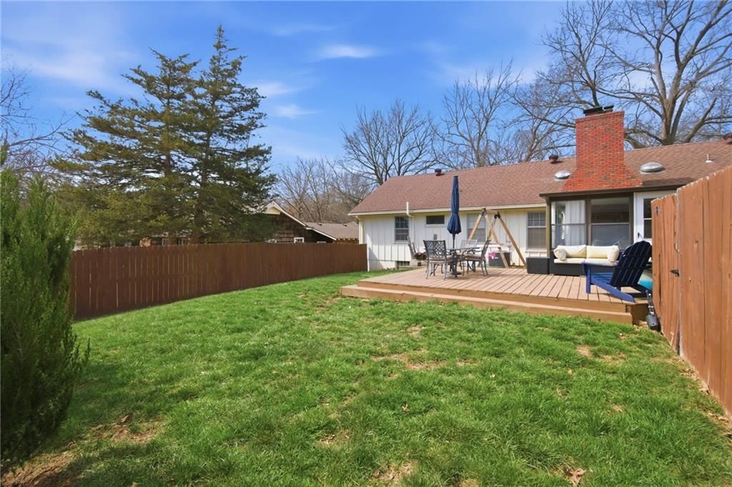 11601 WORNALL Road — photo 46