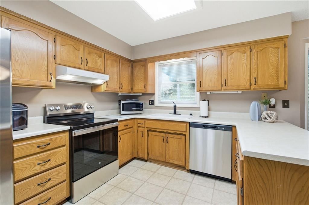 15015 Broadmoor Street — photo 19