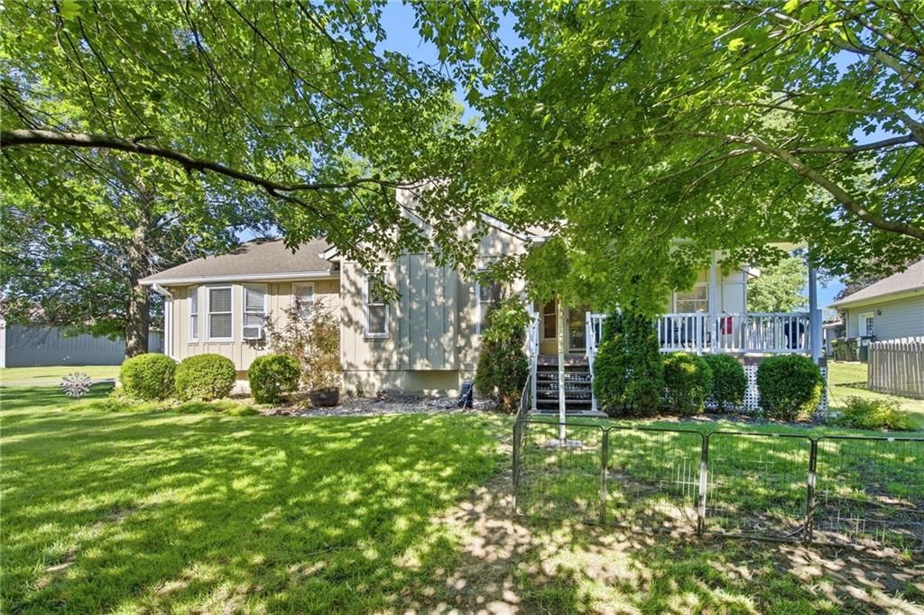 15015 Broadmoor Street — photo 38