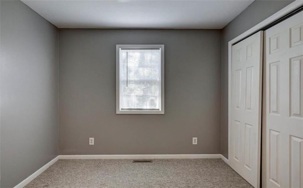 2718 S Wood Street — photo 16