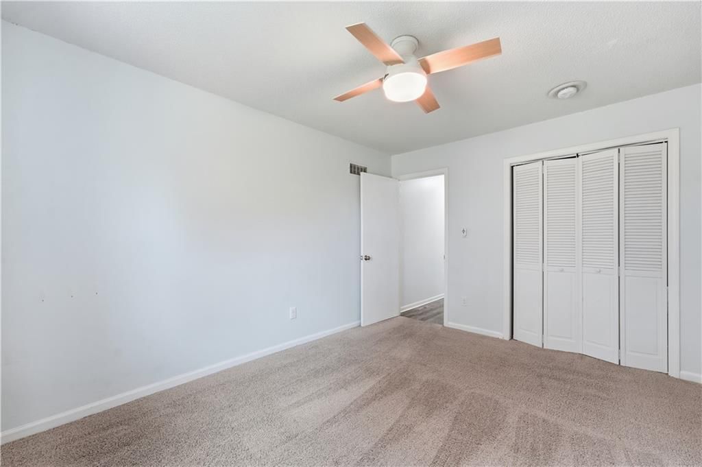 8669 N Hull Avenue — photo 14