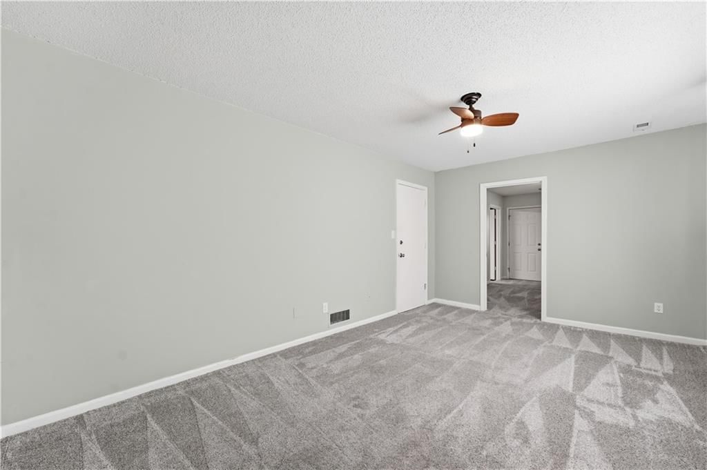 8669 N Hull Avenue — photo 20