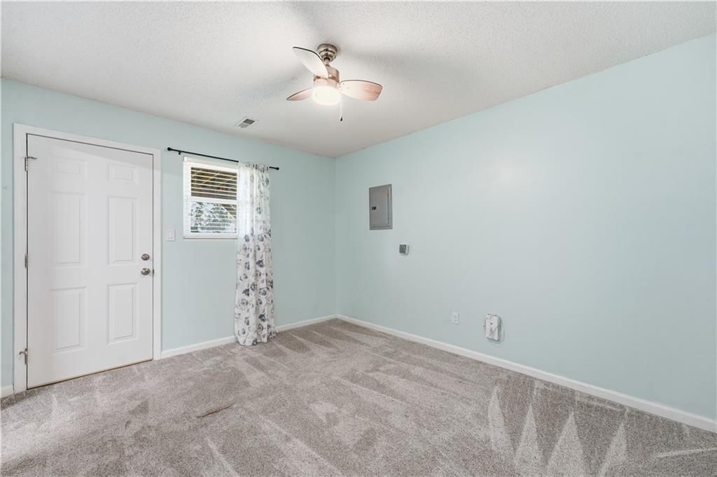8669 N Hull Avenue — photo 22