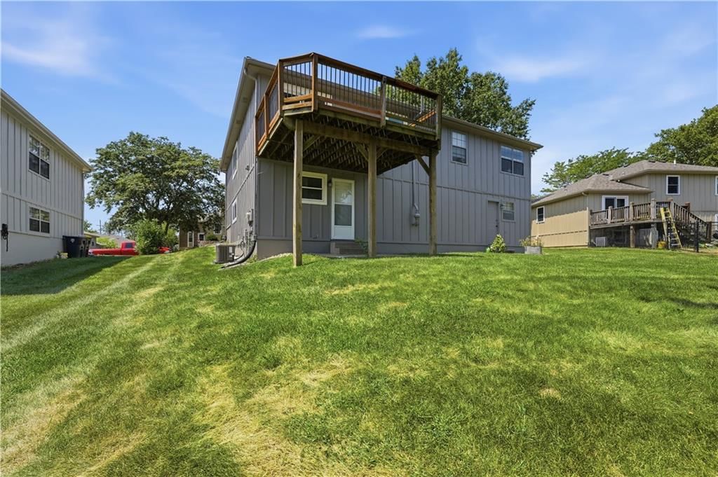8669 N Hull Avenue — photo 28