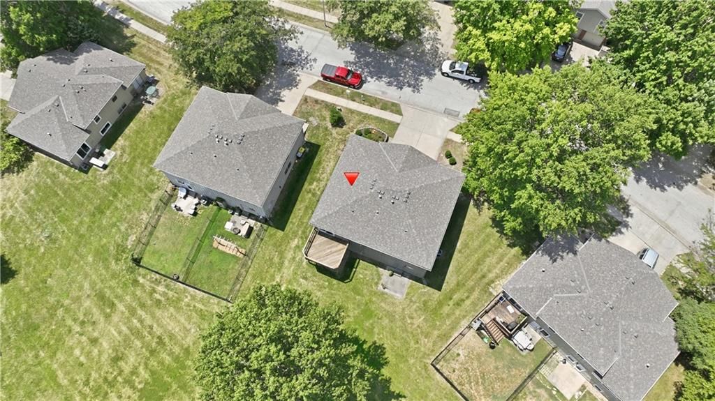 8669 N Hull Avenue — photo 30
