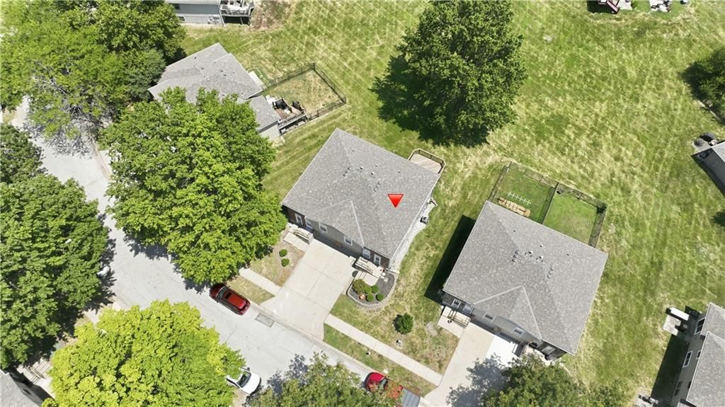8669 N Hull Avenue — photo 37