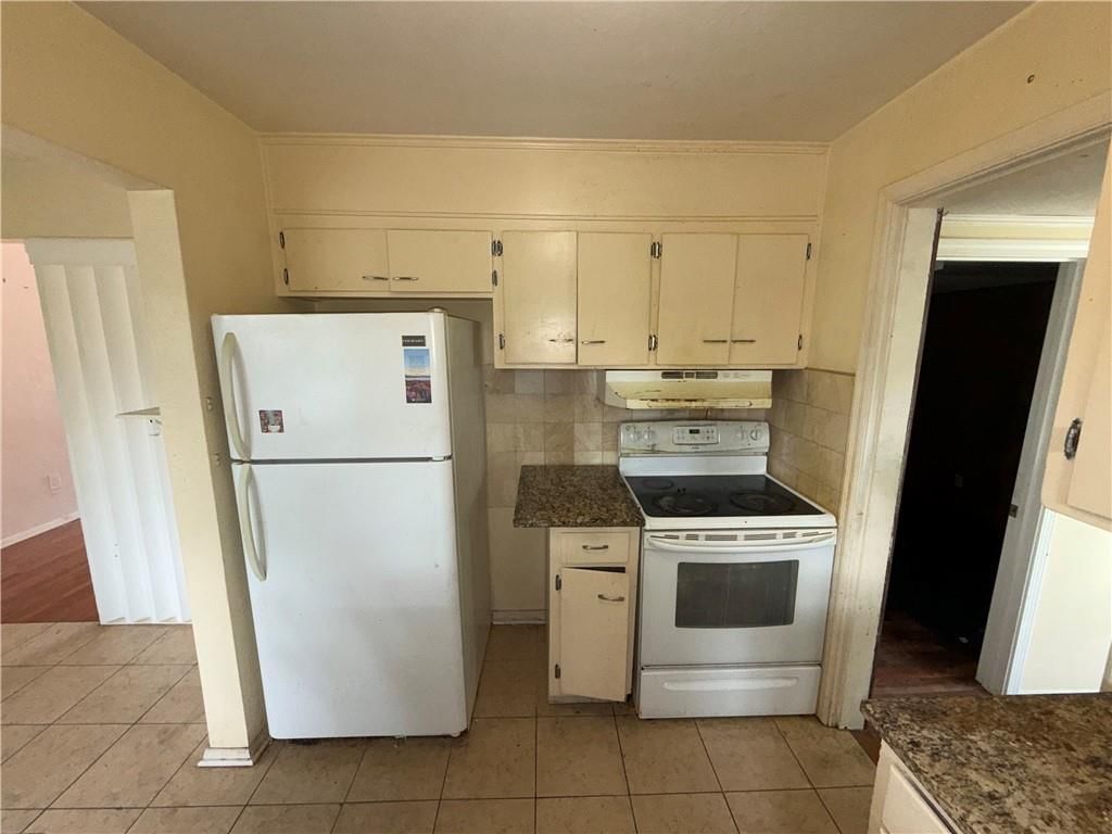 6819 W 78th Street — photo 5