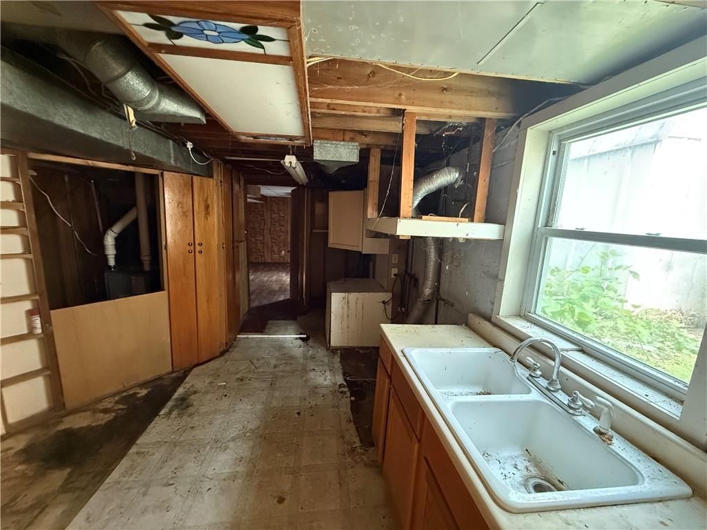 6819 W 78th Street — photo 9
