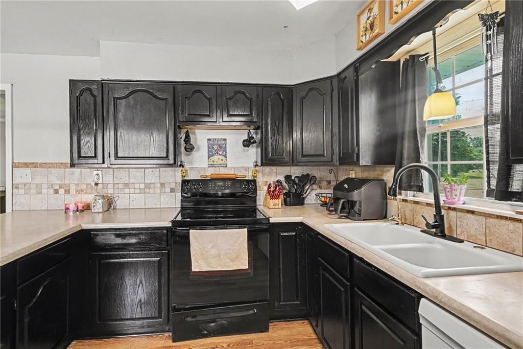 1507 N MCCOY Street — photo 12