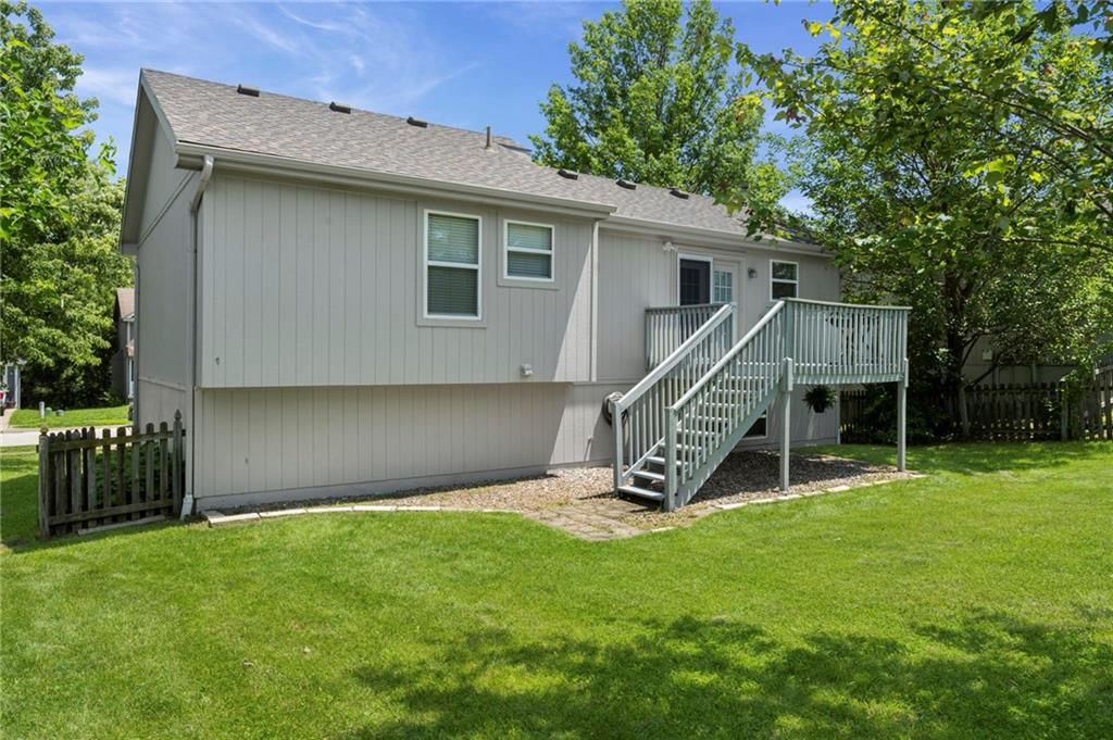 11204 N Booth Avenue — photo 26