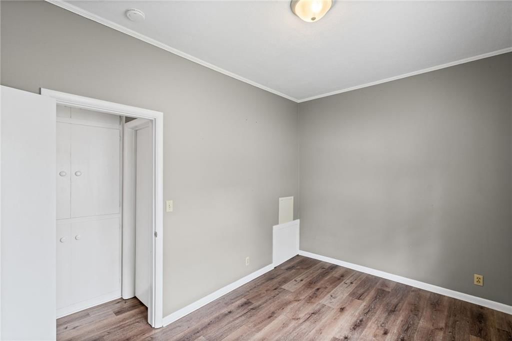 316 Franklin Avenue — photo 14