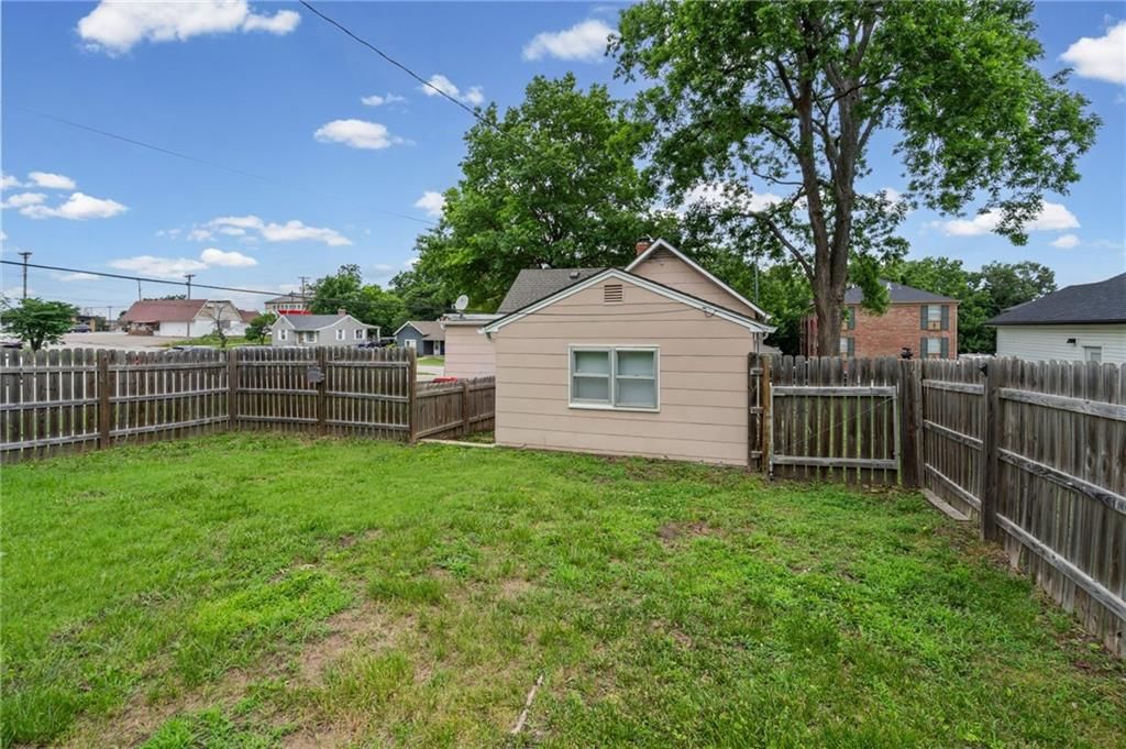 316 Franklin Avenue — photo 20