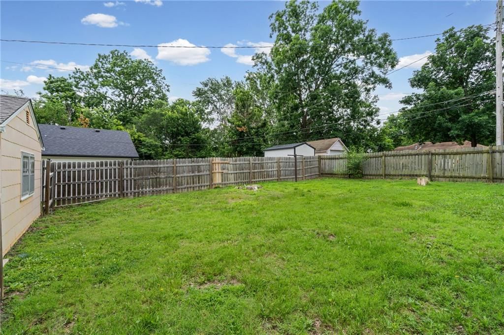 316 Franklin Avenue — photo 23