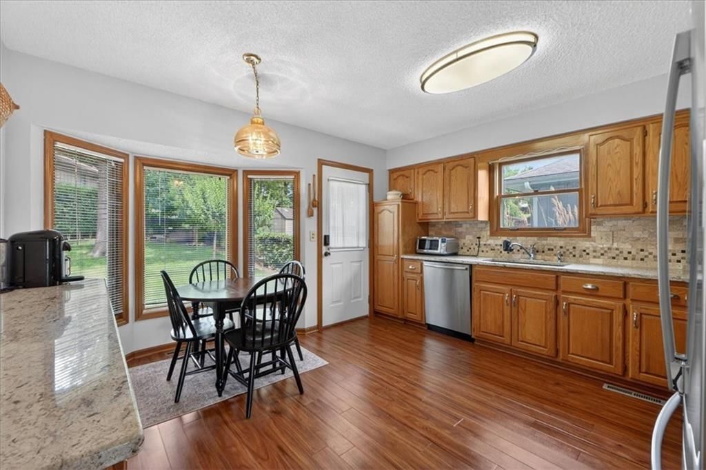 1912 NW 9th Street Court — photo 10