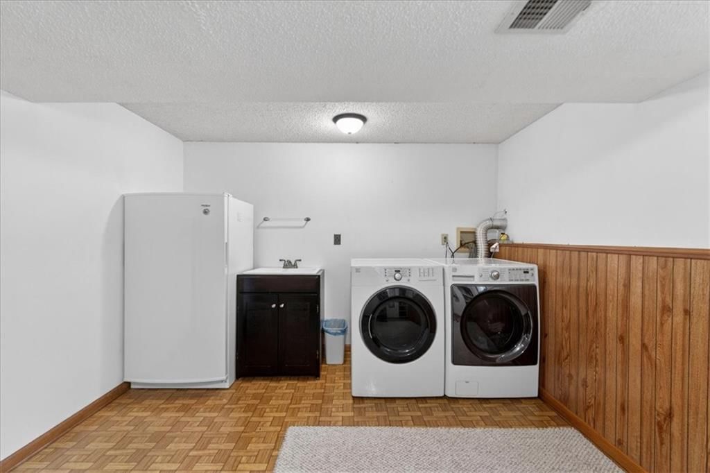 1912 NW 9th Street Court — photo 25