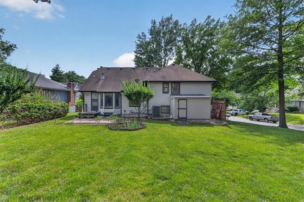 1912 NW 9th Street Court — photo 35
