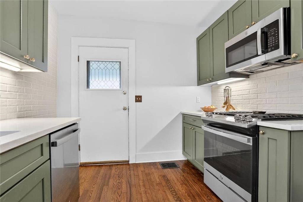 3917 Central Street — photo 12