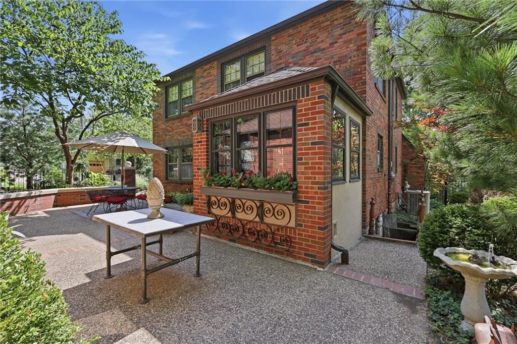 1141 Valentine Road — photo 36